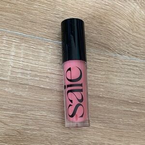Saie Lip Gloss in KISS